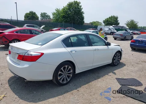 2015 Honda Accord Sport z USA, uszkodzony, nr VIN 1HGCR2F57FA213033